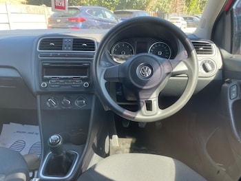Used Volkswagen Polo 2013 for sale - 76260999: Photo 3