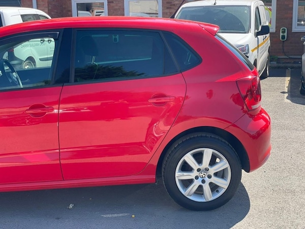 Used Volkswagen Polo 2013 for sale - 76260999: Photo 9