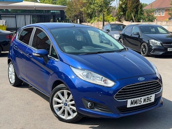 Used Ford Fiesta 2015 for sale - 79608208: Photo