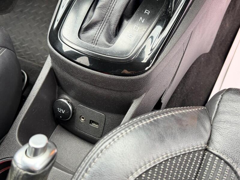 Used Ford Fiesta 2015 for sale - 77149427: Photo 38