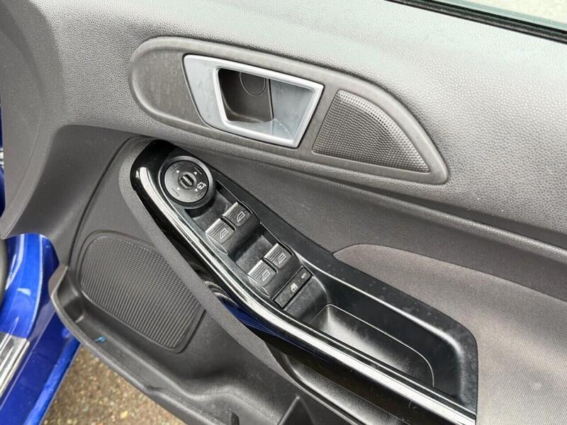 Used Ford Fiesta 2015 for sale - 77149427: Photo 48