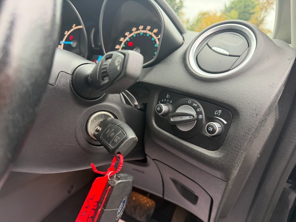 Used Ford Fiesta 2013 for sale - 76559474: Photo 35