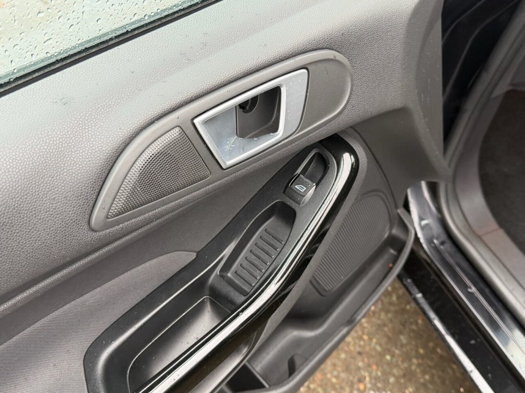 Used Ford Fiesta 2013 for sale - 76559474: Photo 38