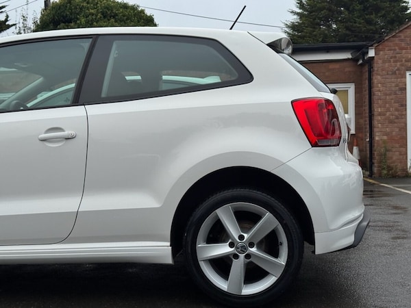 Used Volkswagen Polo 2013 for sale - 76267077: Photo 9