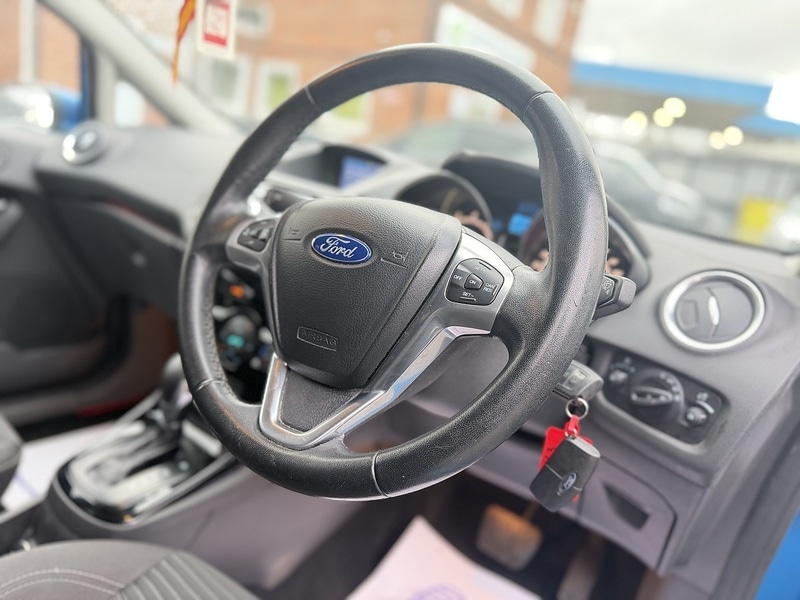 Used Ford Fiesta 2013 for sale - 77303166: Photo 3