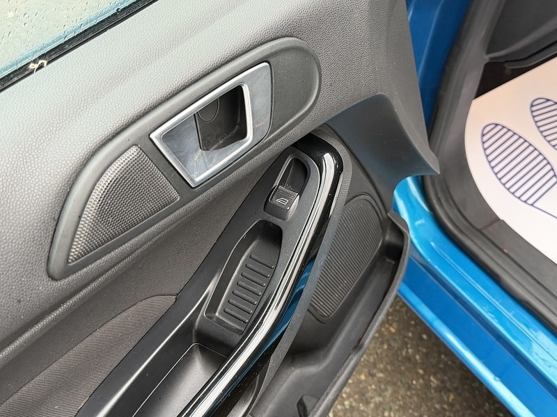 Used Ford Fiesta 2013 for sale - 77303166: Photo 40