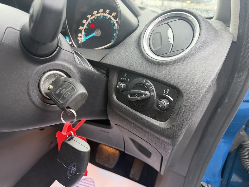 Used Ford Fiesta 2013 for sale - 77303166: Photo 44