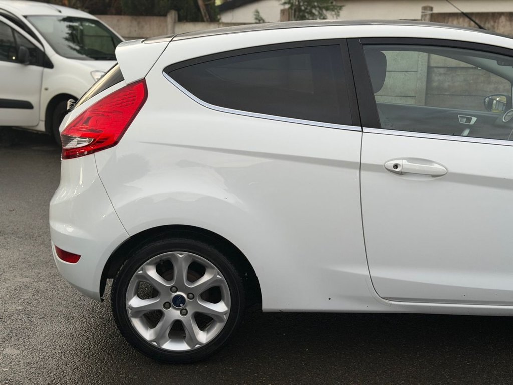 Used Ford Fiesta 2012 for sale - 77010144: Photo 13