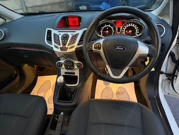 Used Ford Fiesta 2012 for sale - 77010144: Photo