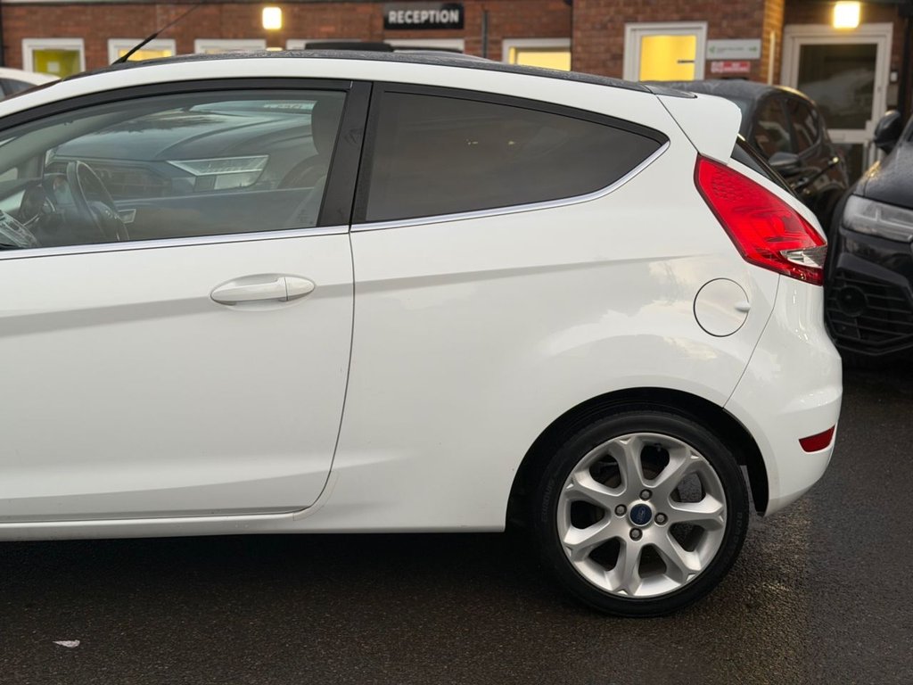 Used Ford Fiesta 2012 for sale - 77010144: Photo 6