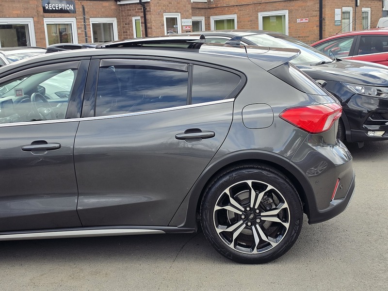 Used Ford Focus 2020 for sale - 77831763: Photo 28