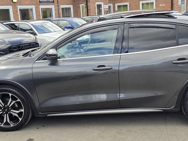 Used Ford Focus 2020 for sale - 77831763: Photo 29