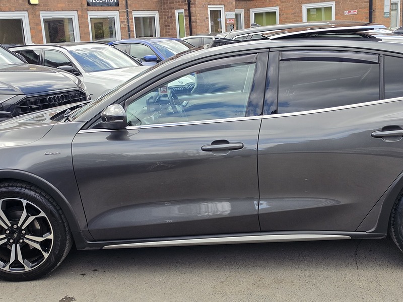 Used Ford Focus 2020 for sale - 77831763: Photo 30