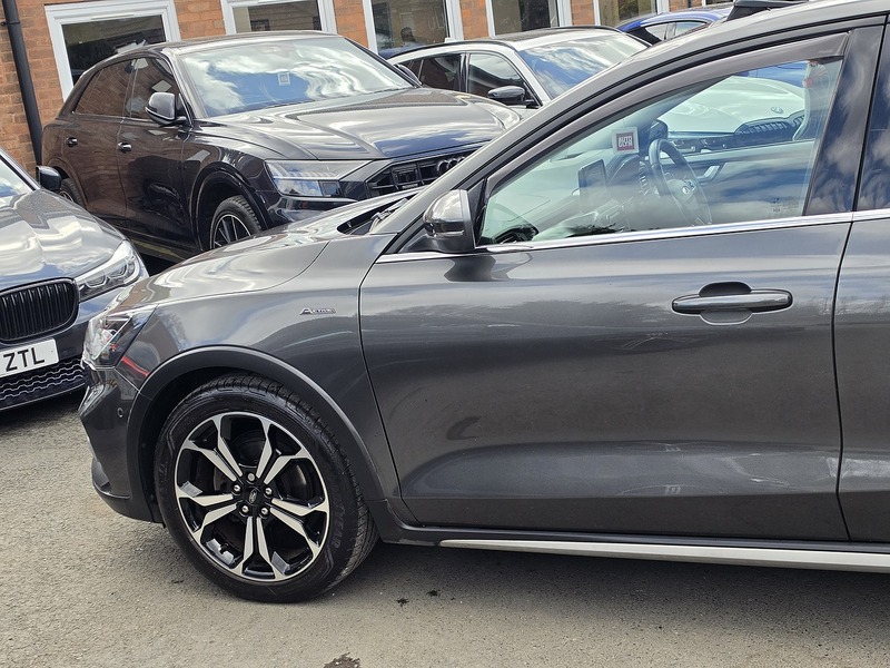 Used Ford Focus 2020 for sale - 77831763: Photo 33