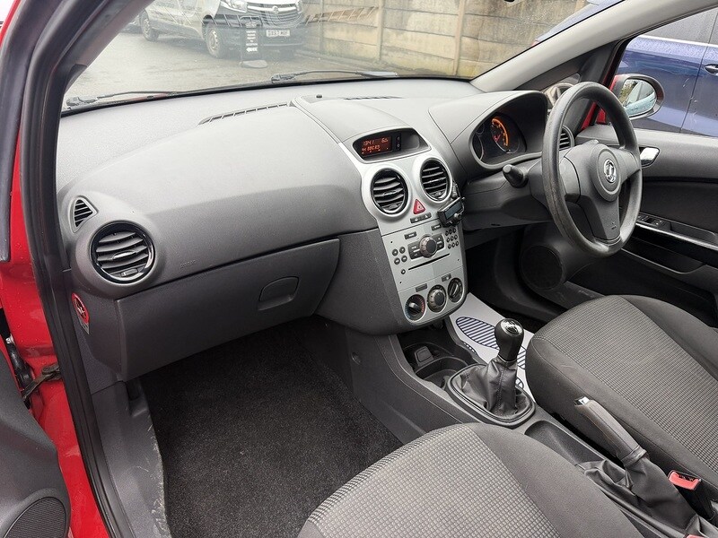 Used Vauxhall Corsa 2011 for sale - 77609548: Photo 15