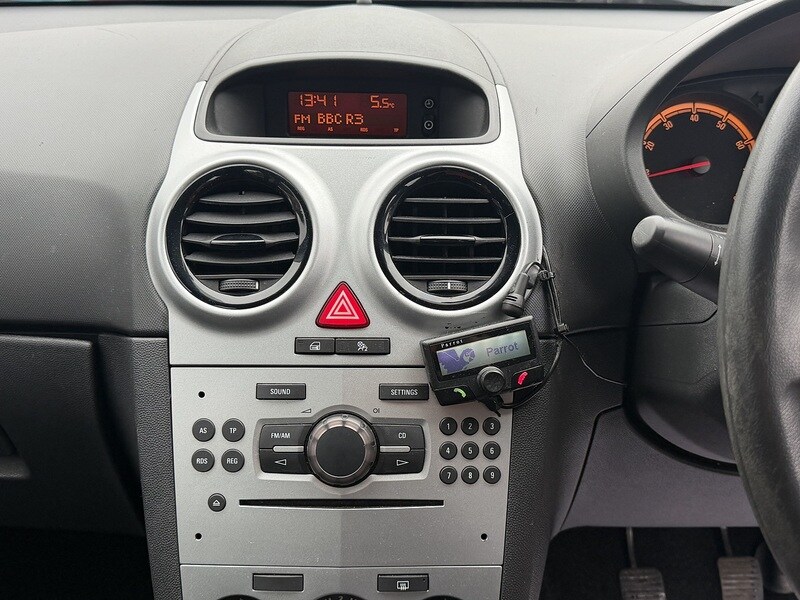 Used Vauxhall Corsa 2011 for sale - 77609548: Photo 34