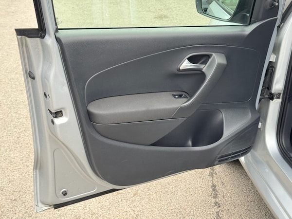 Used Volkswagen Polo 2011 for sale - 76256568: Photo 20
