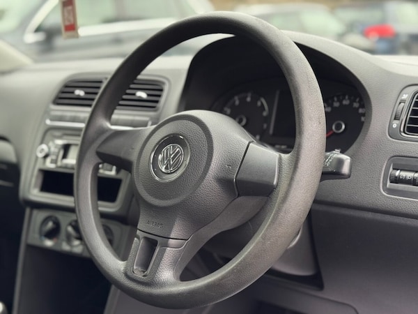 Used Volkswagen Polo 2011 for sale - 76256568: Photo 28