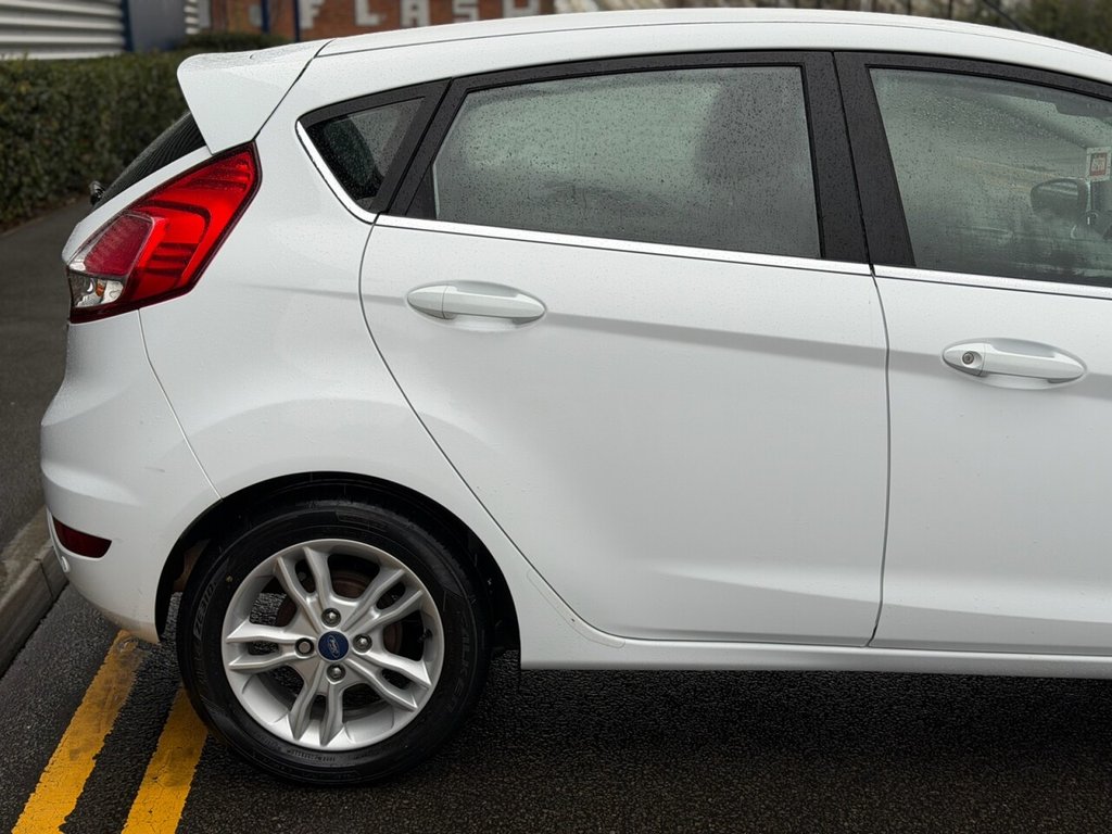 Used Ford Fiesta 2014 for sale - 76954002: Photo 24