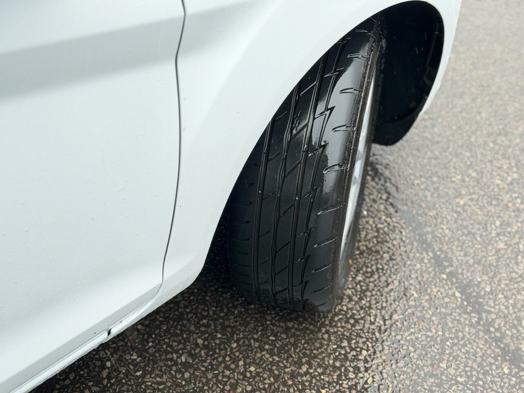 Used Ford Fiesta 2014 for sale - 76954002: Photo 47