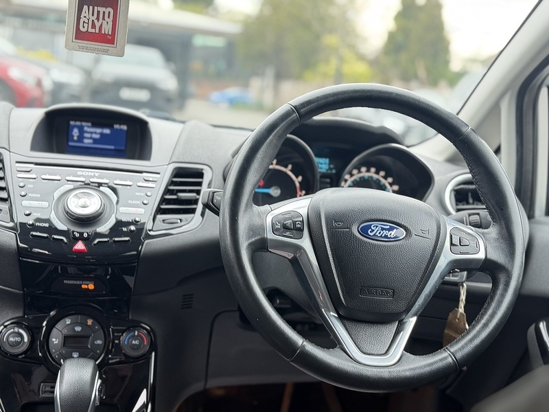 Used Ford Fiesta 2015 for sale - 78207364: Photo 14