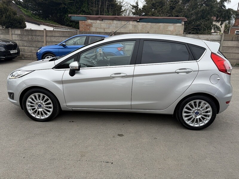 Used Ford Fiesta 2015 for sale - 78207364: Photo 27