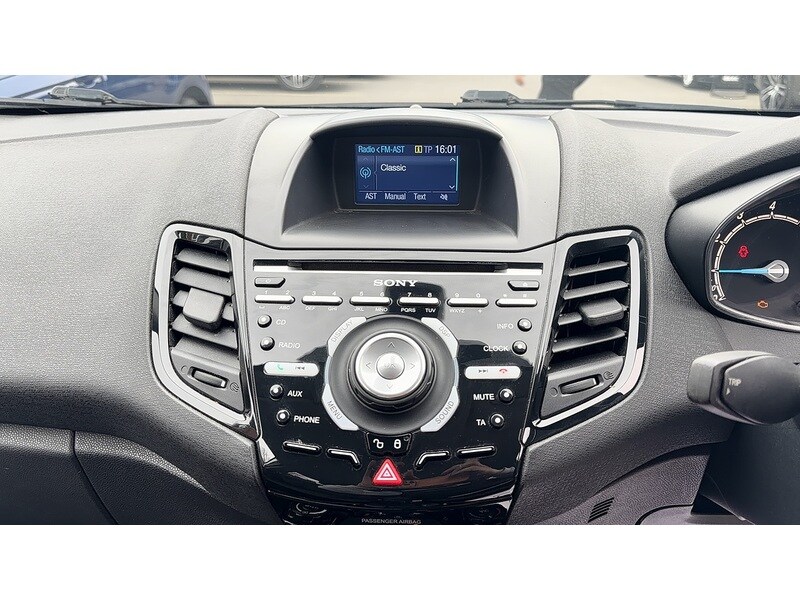 Used Ford Fiesta 2015 for sale - 78207364: Photo 38