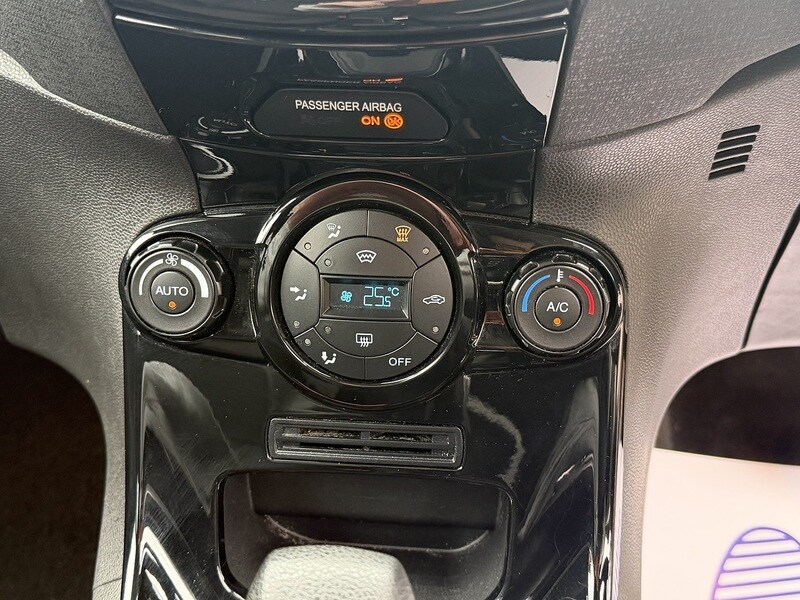 Used Ford Fiesta 2015 for sale - 78207364: Photo 43