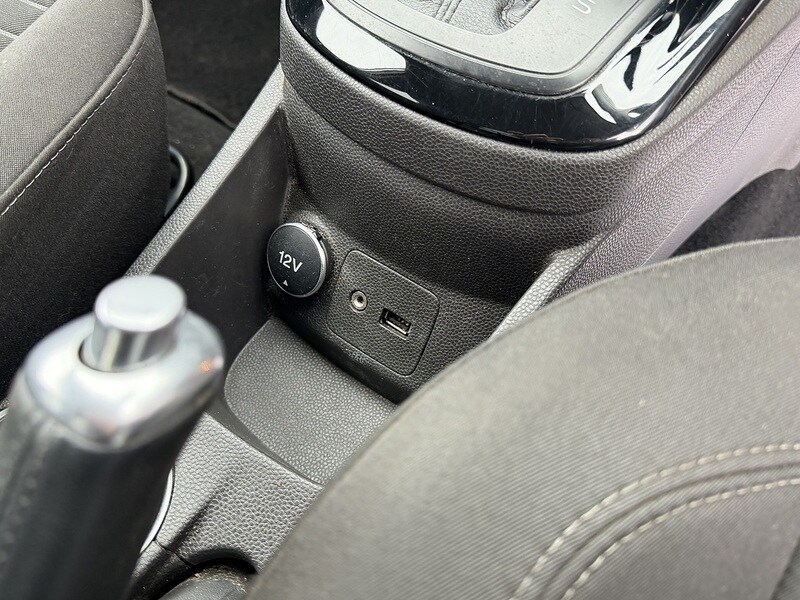 Used Ford Fiesta 2015 for sale - 78207364: Photo 48