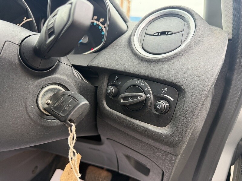 Used Ford Fiesta 2015 for sale - 78207364: Photo 49