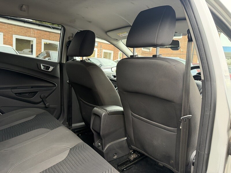 Used Ford Fiesta 2015 for sale - 78207364: Photo 50