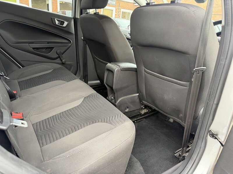 Used Ford Fiesta 2015 for sale - 78207364: Photo 51
