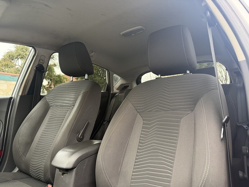 Used Ford Fiesta 2015 for sale - 78207364: Photo 54