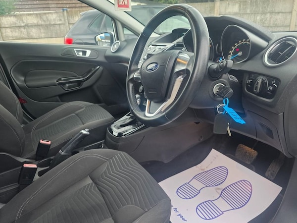 Used Ford Fiesta 2015 for sale - 76291864: Photo 3