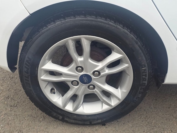 Used Ford Fiesta 2015 for sale - 76291864: Photo 43