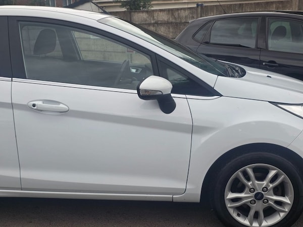 Used Ford Fiesta 2015 for sale - 76291864: Photo 5