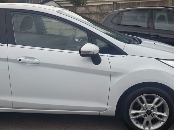 Used Ford Fiesta 2015 for sale - 76291864: Photo 6