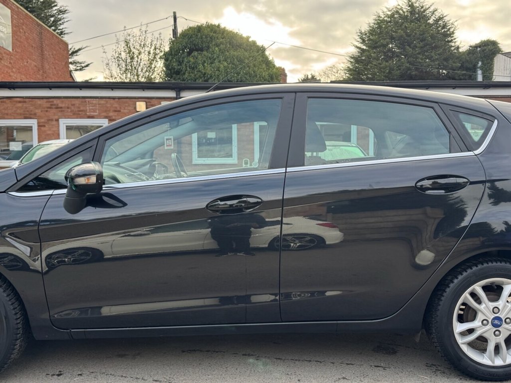 Used Ford Fiesta 2014 for sale - 76345674: Photo 16