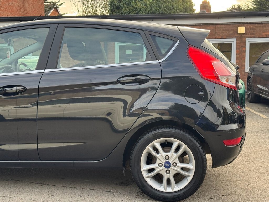 Used Ford Fiesta 2014 for sale - 76345674: Photo 17