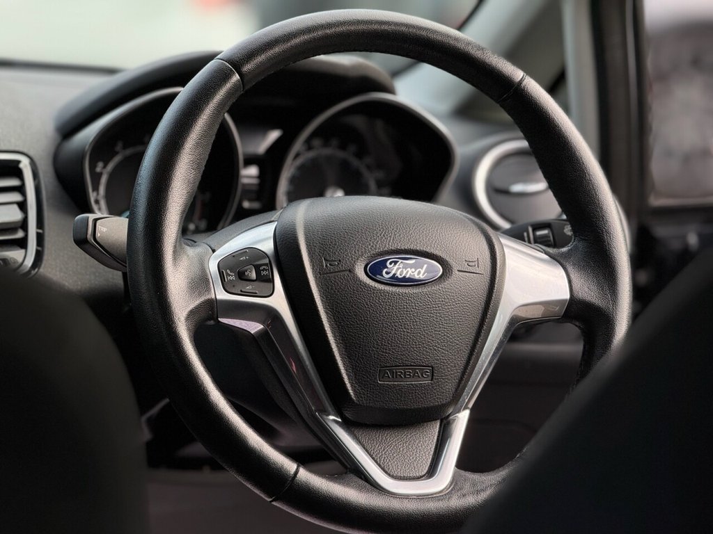 Used Ford Fiesta 2014 for sale - 76345674: Photo 21