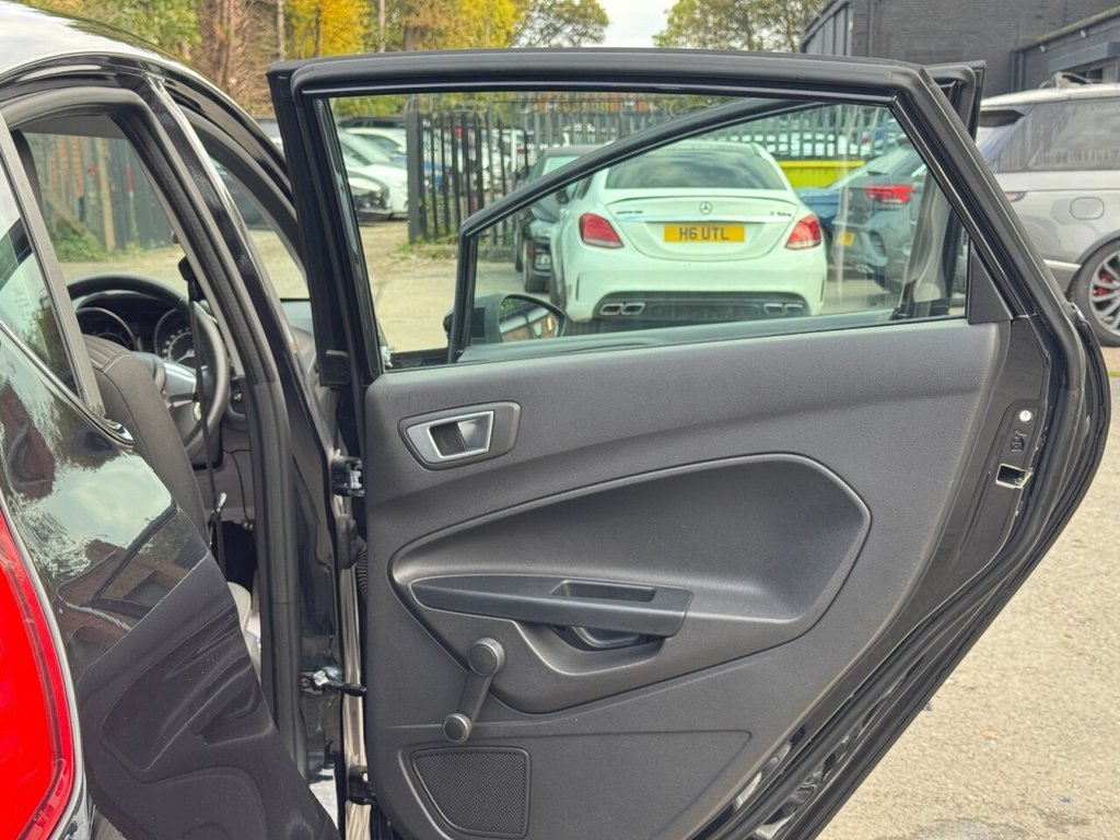Used Ford Fiesta 2014 for sale - 76345674: Photo 40