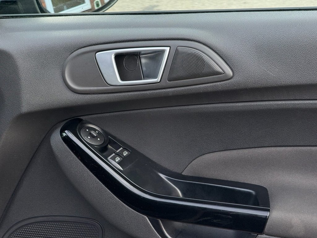 Used Ford Fiesta 2014 for sale - 76345674: Photo 42