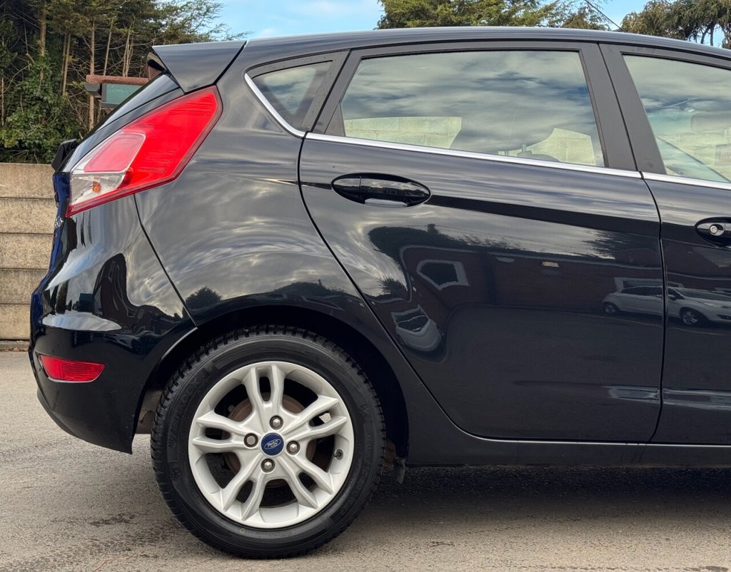 Used Ford Fiesta 2014 for sale - 76345674: Photo 8