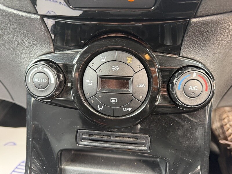 Used Ford Fiesta 2014 for sale - 78207351: Photo 21