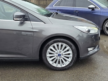 Used Ford Focus 2017 for sale - 77632253: Photo