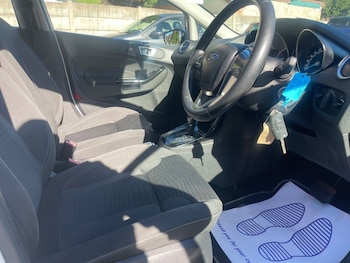 Used Ford Fiesta 2014 for sale - 76256006: Photo