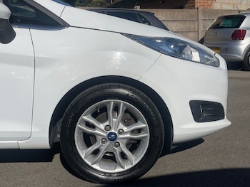 Used Ford Fiesta 2014 for sale - 76256006: Photo