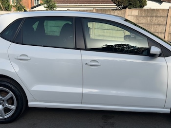 Used Volkswagen Polo 2011 for sale - 78985369: Photo