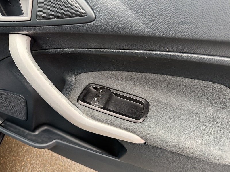 Used Ford Fiesta 2012 for sale - 77149263: Photo 13