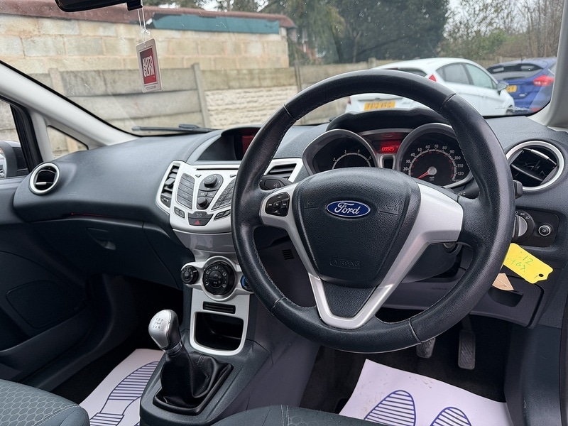 Used Ford Fiesta 2012 for sale - 77149263: Photo 25